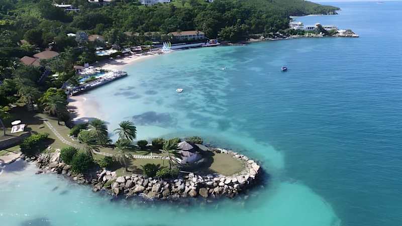 BLUE WATERS RESORT AND SPA - Antigua