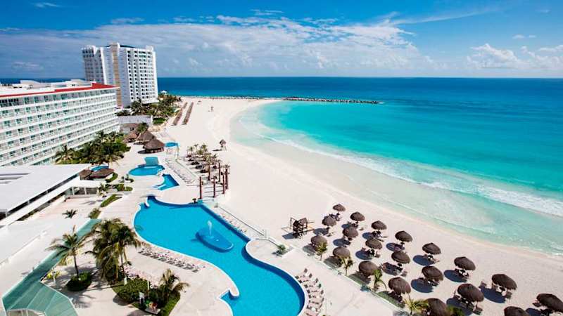 Krystal Cancun - Cancun
