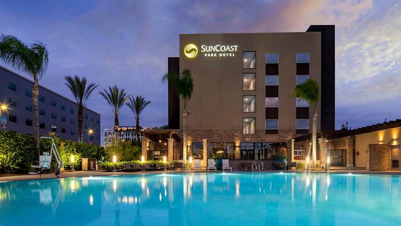 SunCoast Park Hotel Anaheim, Tapestry Collection by Hilton - Los Angeles