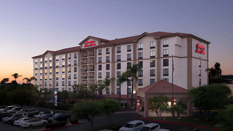 Hampton Inn and Suites - Los Angeles