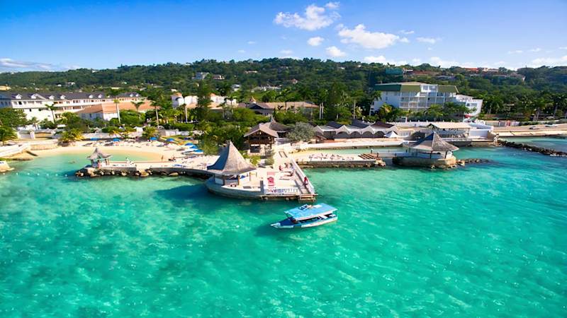 SeaGarden Beach Resort - Montego Bay