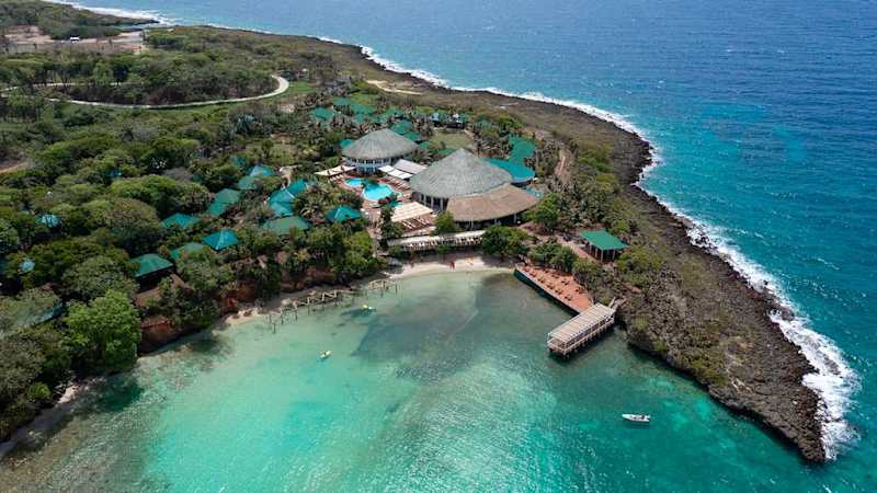 Media Luna - Roatan