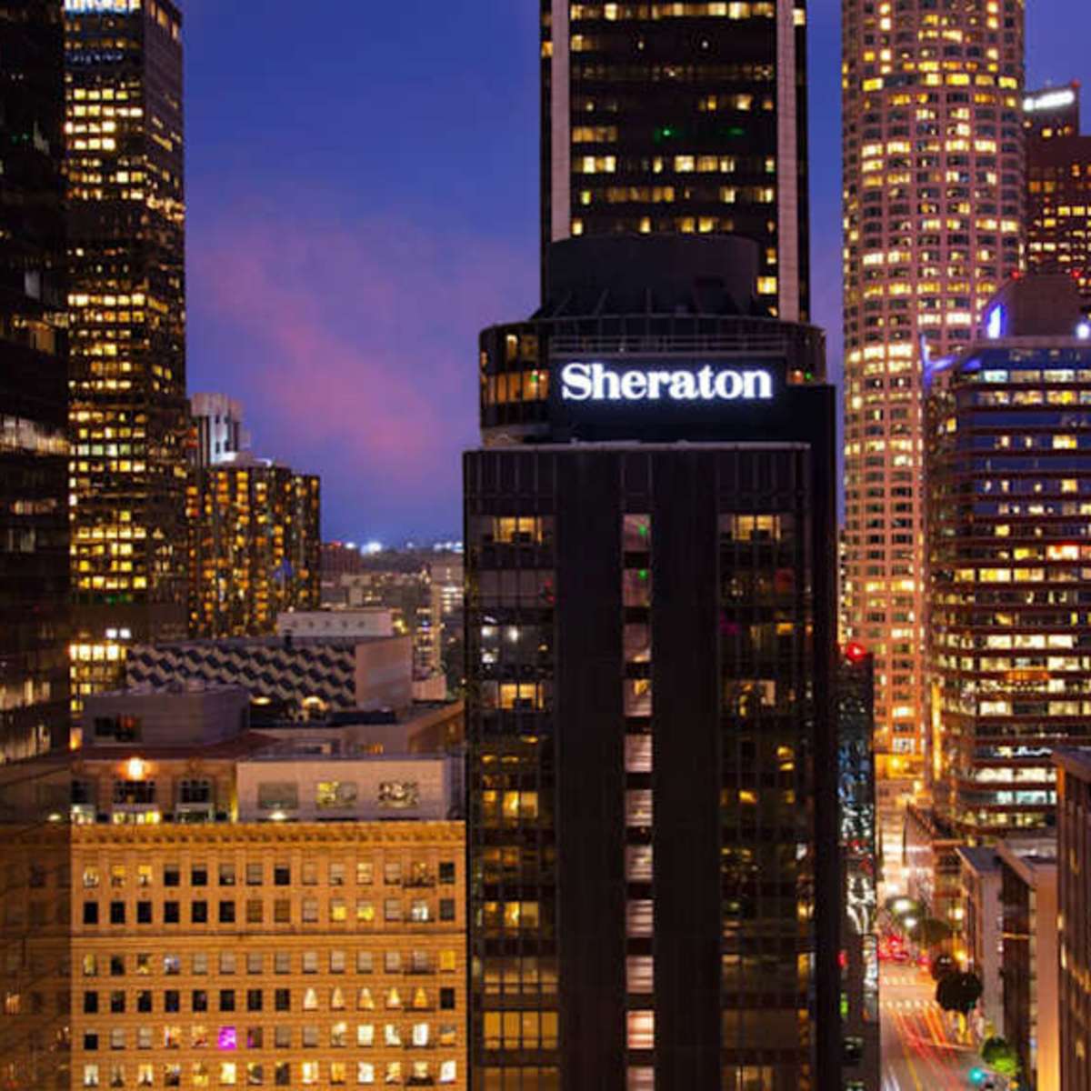 Sheraton Grand Los Angeles - WestJet Vacations