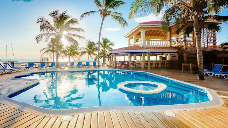 SunBreeze Hotel