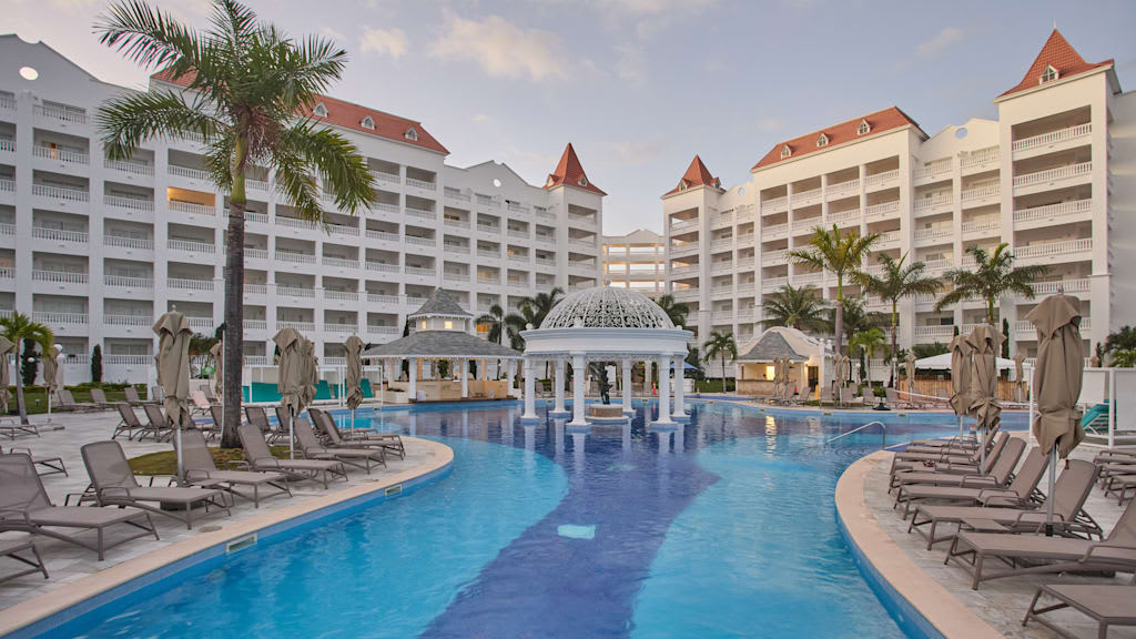 Bahia Principe Luxury Runaway Bay